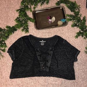 American Eagle - Heathered Lace Up T - Size M